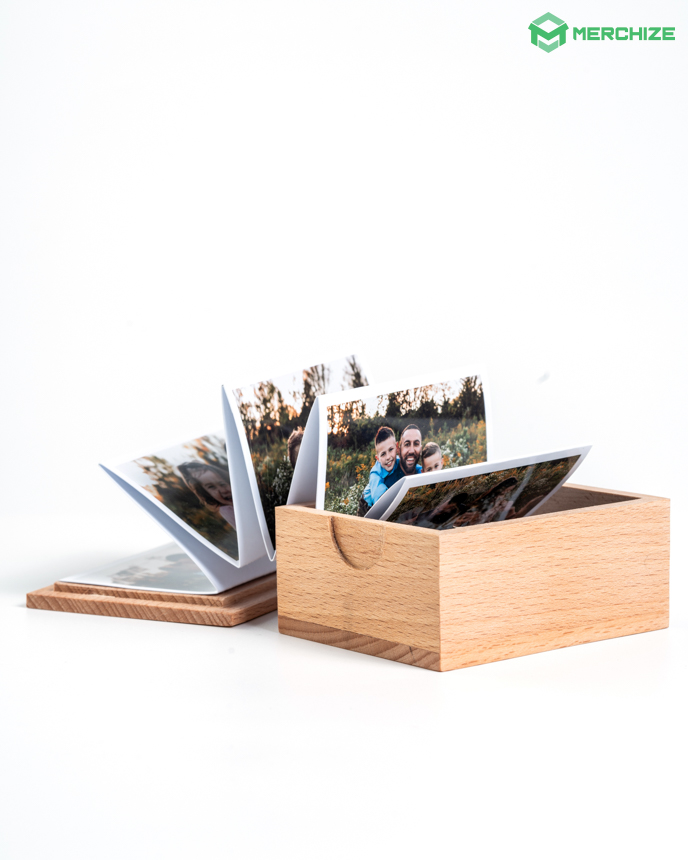 Pull Out Photo Box