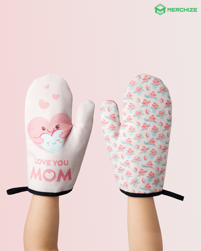 All-over Print Oven Mitts and Pot Holder Combo