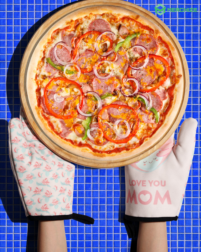 All-over Print Oven Mitts and Pot Holder Combo