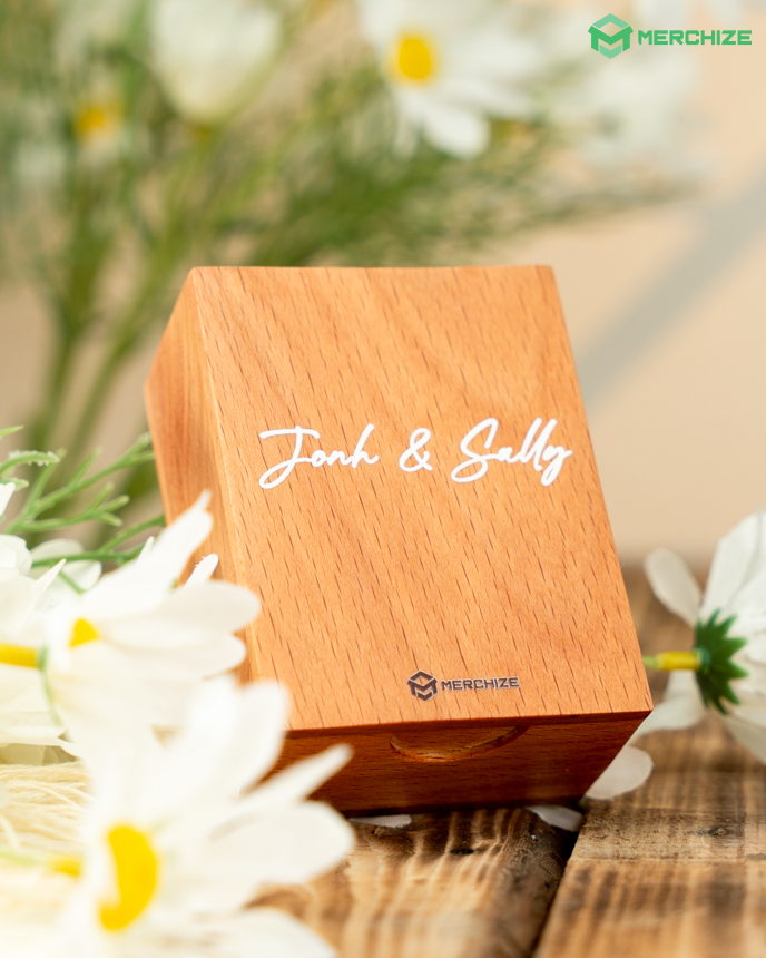 Pull Out Photo Box