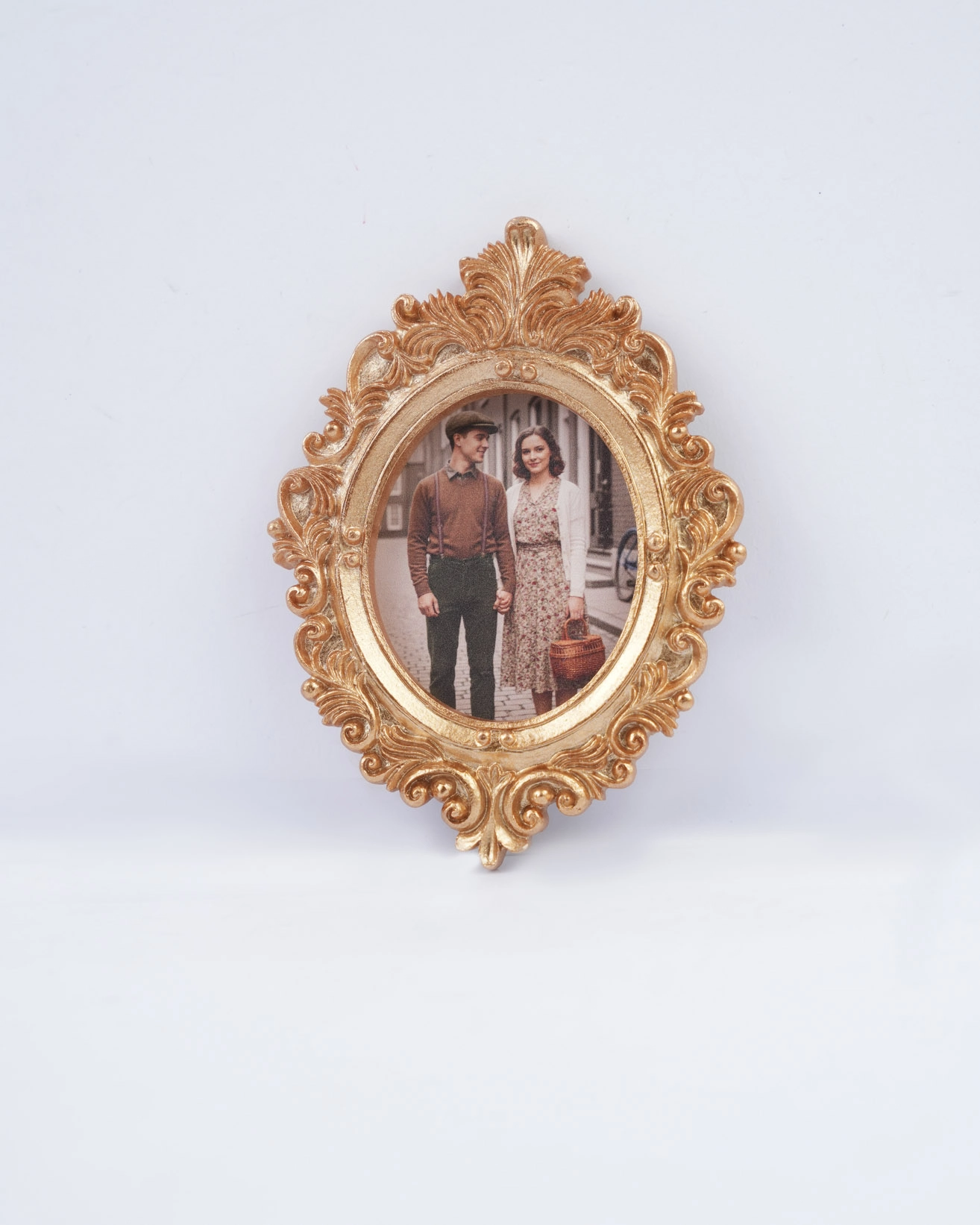 custom vintage photo frame magnets