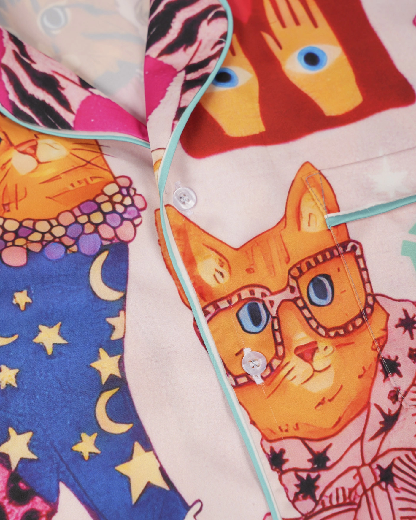 All over print satin short-sleeve pajamas set with long pants