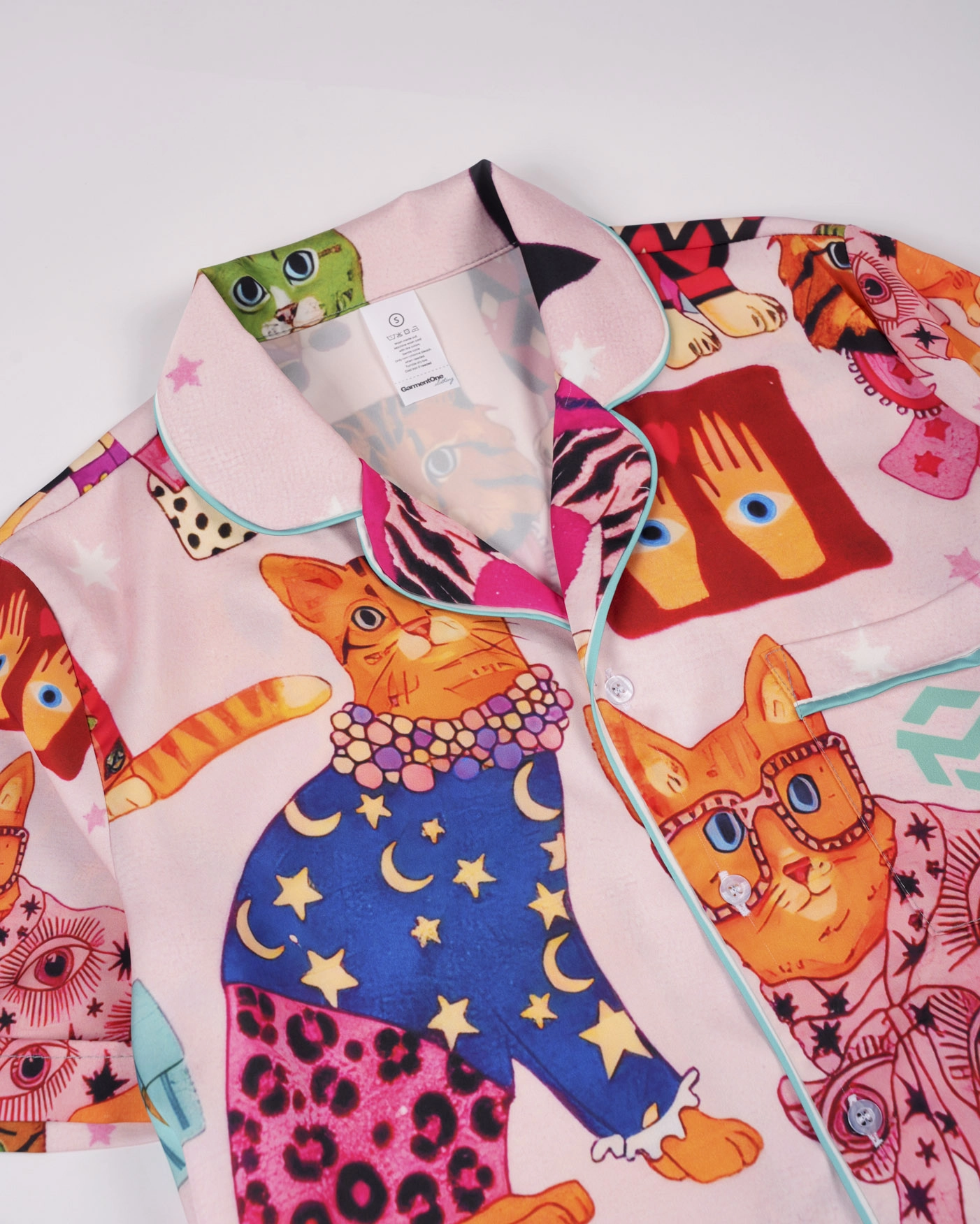 All over print satin short-sleeve pajamas set with long pants