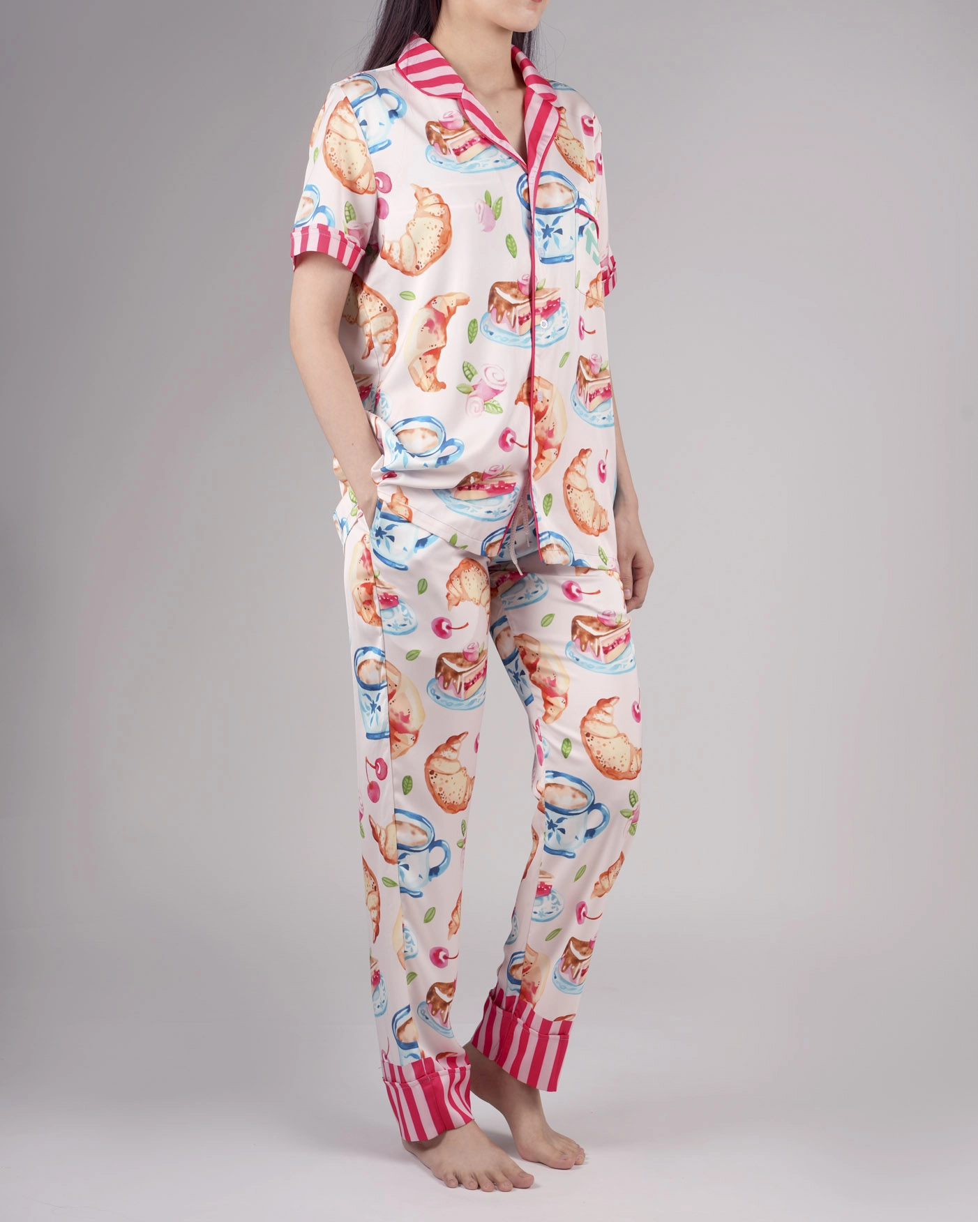 All over print satin short-sleeve pajamas set with long pants